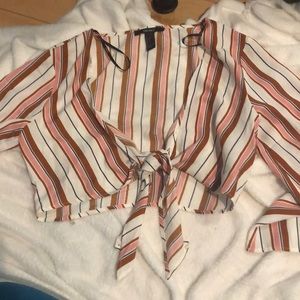 cropped tied up blouse!